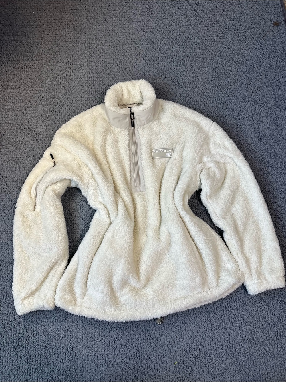 New Balance Cream Sherpa Half-Zip Pullover Size Medium